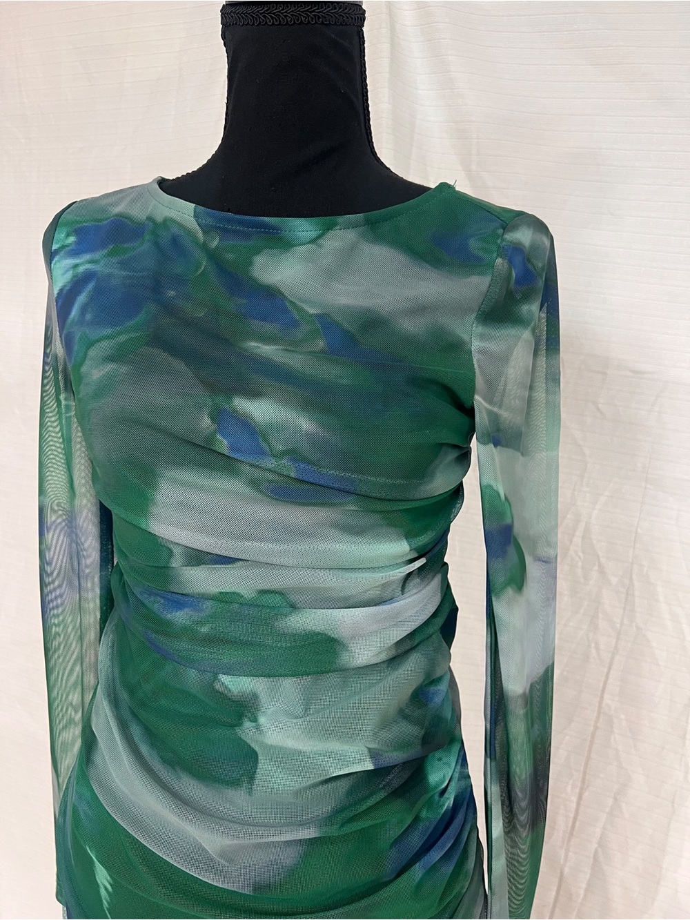 Green & Blue Mesh Ruched Long-Sleeve Dress